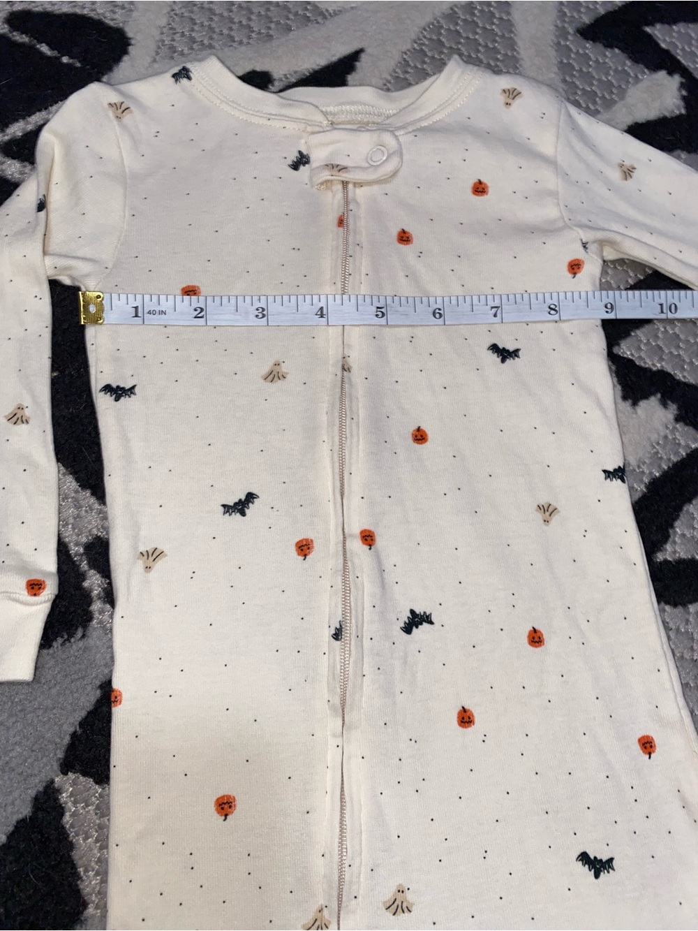 Carter’s Baby Halloween Footed Pajamas Pumpkins Bats & Ghosts 18 Months - Picture 4 of 5